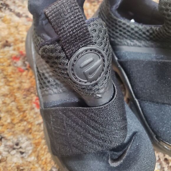 Nike Presto Extreme RUNS SMALL  SE Black/black TD Toddler Size 6c Unisex - Picture 3 of 7
